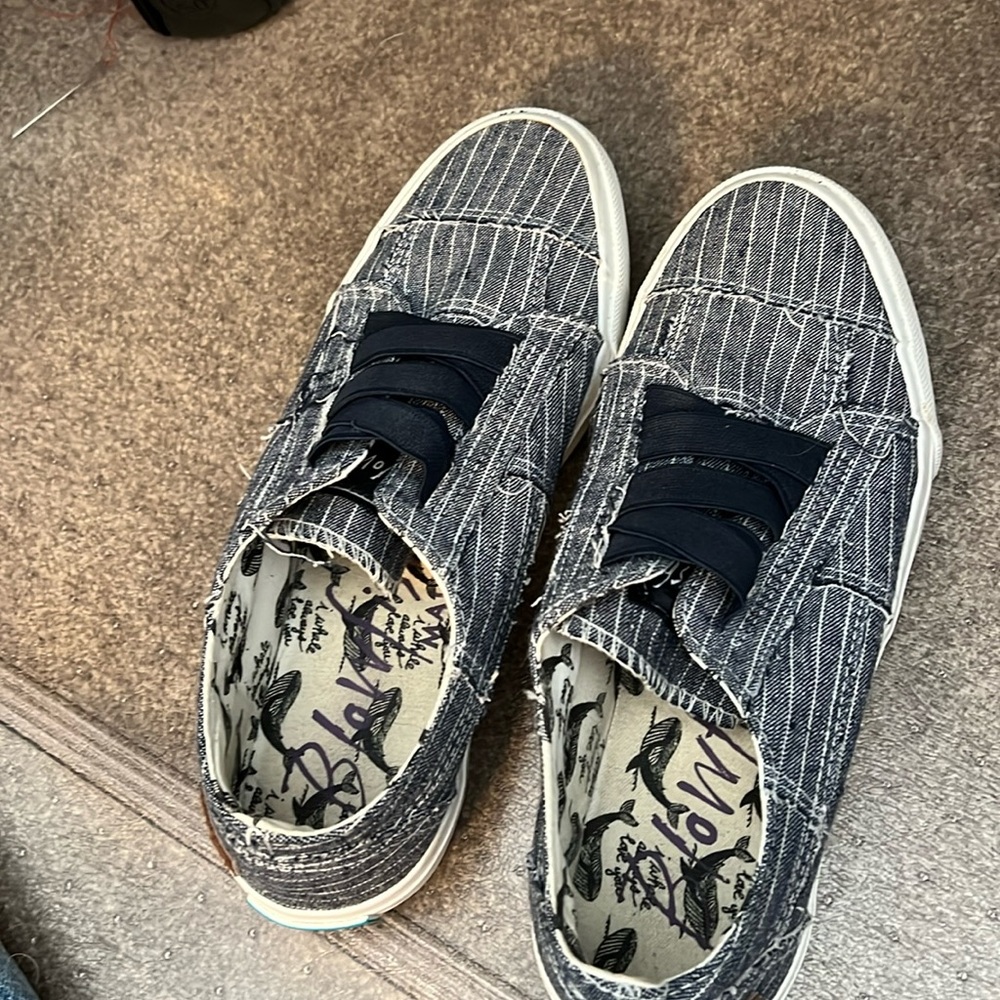 Blowfish blue pin stripe slip on tennis shoes